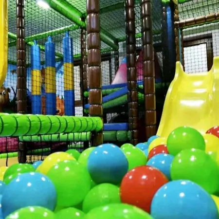 & Zoned Ii, Kopaonik, Lukac - Special Benifit Children Up To 13 Of Age Accompanied By Two Adutls Staj For Free! Free Parking! Διαμέρισμα Κοπαόνικ