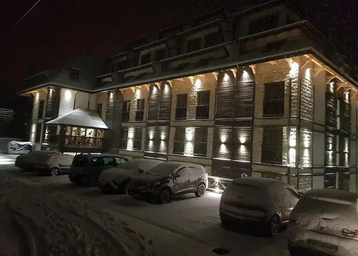 & Zoned Ii, Kopaonik, Lukac - Special Benifit Children Up To 17 Of Age Accompanied By Two Adutls Staj For Free! Free Parking! *